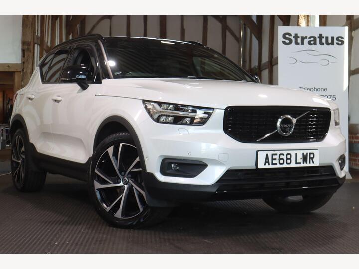 Volvo XC40 2.0 D3 R-Design Pro Auto Euro 6 (s/s) 5dr