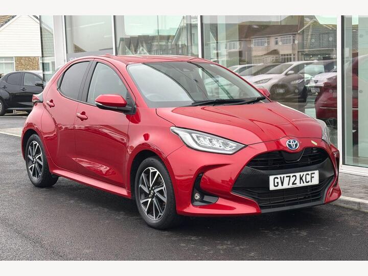 Toyota Yaris 1.5 VVT-h Design E-CVT Euro 6 (s/s) 5dr