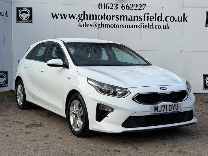 Kia Ceed 1.6 CRDi MHEV 2 NAV Euro 6 (s/s) 5dr