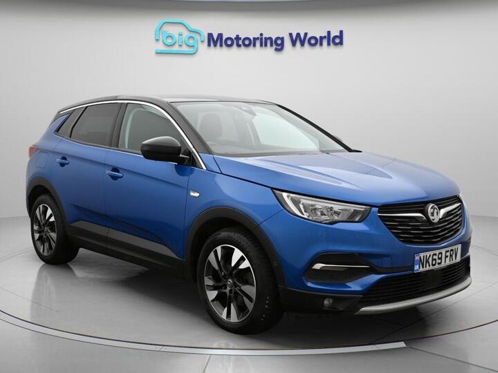 Vauxhall Grandland X 1.2 Turbo SRi Nav Euro 6 (s/s) 5dr