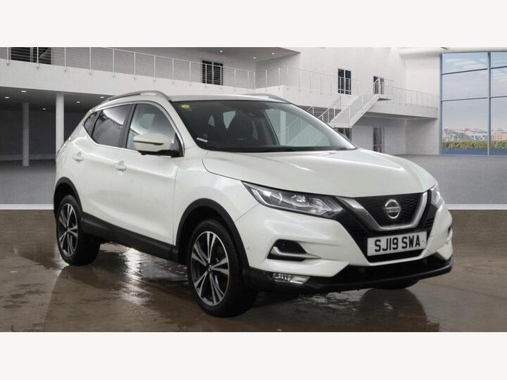 Nissan Qashqai 1.5 DCi N-Connecta Euro 6 (s/s) 5dr