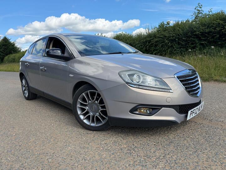 Chrysler Delta 1.4 M-Air SR Euro 5 (s/s) 5dr