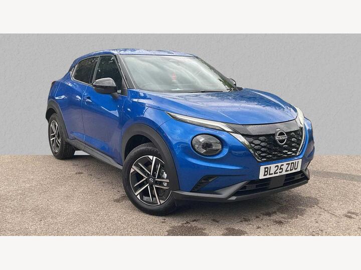 Nissan JUKE HATCHBACK 1.6 N-Connecta Auto Euro 6 5dr