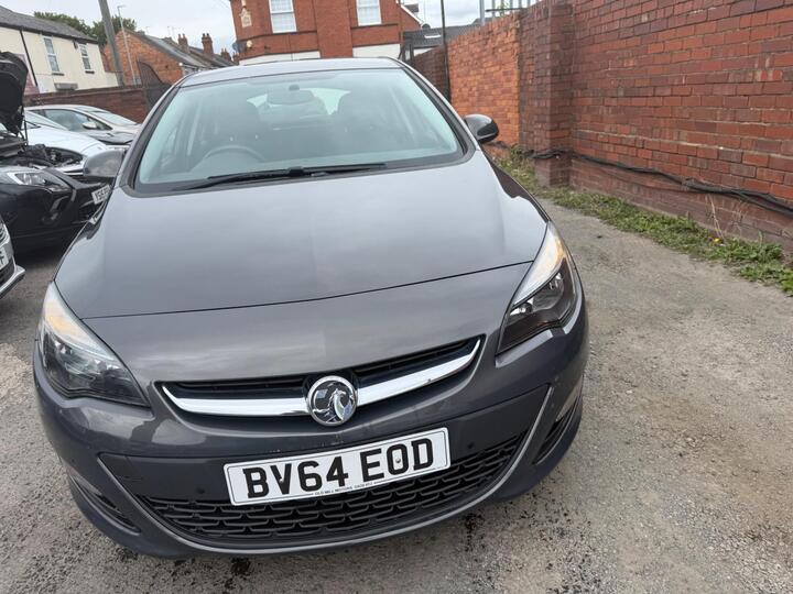 Vauxhall Astra 1.6 16v Design Auto Euro 5 5dr
