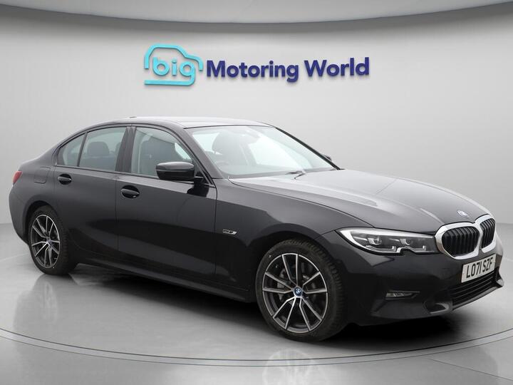 BMW 3 Series 2.0 330e 12kWh Sport Pro Auto XDrive Euro 6 (s/s) 4dr
