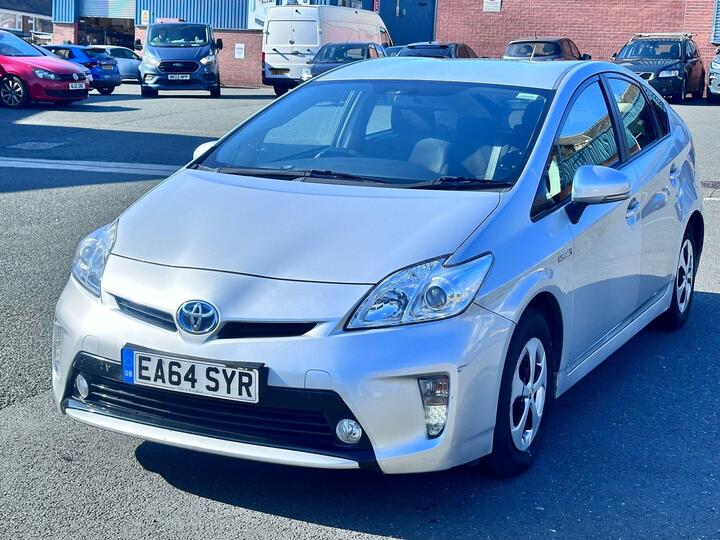 Toyota Prius 1.8 VVT-h T3 CVT Euro 5 (s/s) 5dr