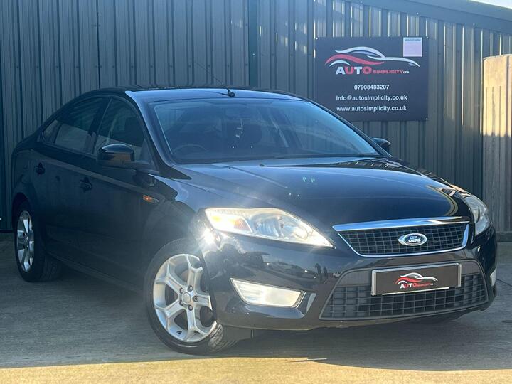 Ford Mondeo 2.0 Zetec 5dr