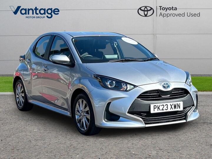 Toyota Yaris 1.5 VVT-h Icon E-CVT Euro 6 (s/s) 5dr