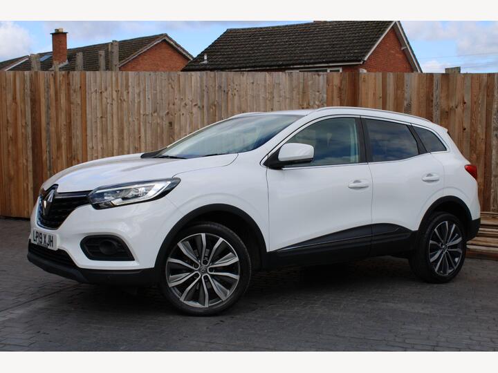 Renault Kadjar 1.3 TCe Iconic Euro 6 (s/s) 5dr Renault Kadjar 1.3 TCe Iconic Euro 6 (s/s) 5dr
