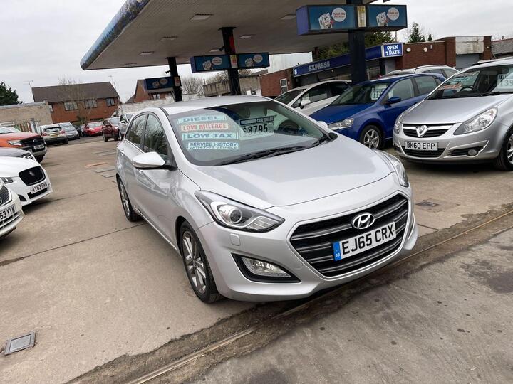 Hyundai I30 1.6 CRDi Blue Drive Premium Euro 6 (s/s) 5dr