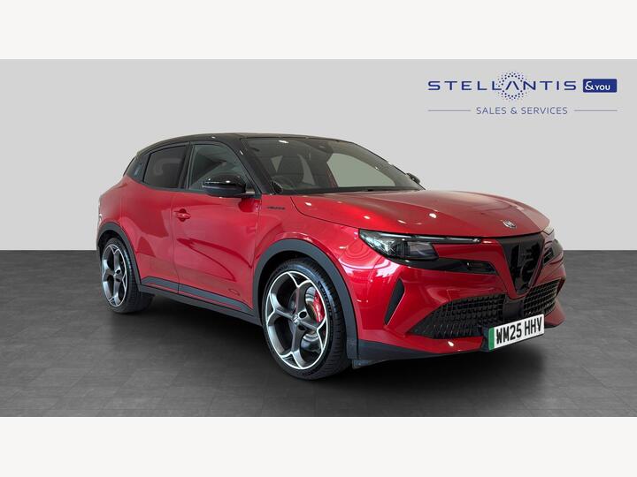 Alfa Romeo Junior 54kWh Elettrica Veloce Auto 5dr