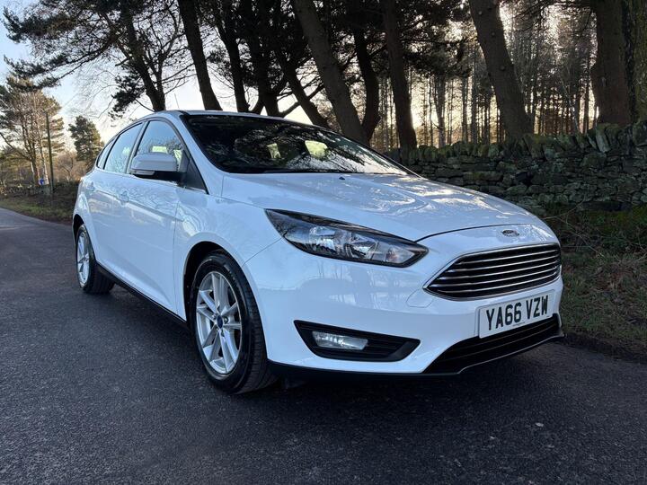 Ford Focus 1.0T EcoBoost Zetec Auto Euro 6 (s/s) 5dr