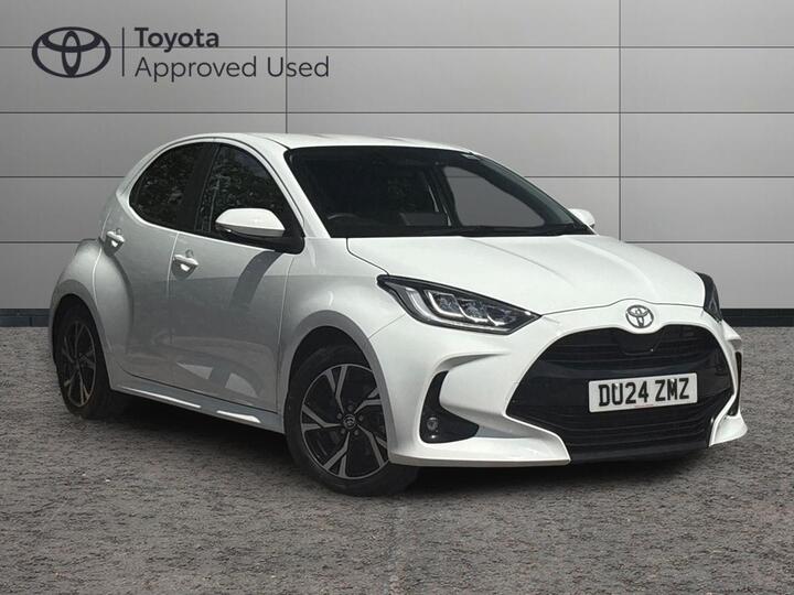 Toyota Yaris 1.5 VVT-h Design E-CVT Euro 6 (s/s) 5dr