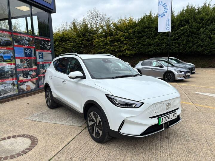MG MG ZS 51.1kWh Trophy Connect Auto 5dr