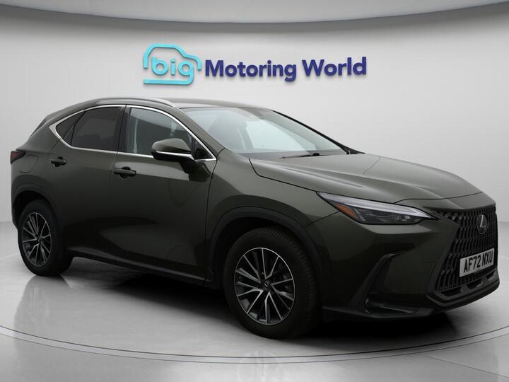 Lexus NX 2.5 450h+ 18.1kWh E-CVT 4WD Euro 6 (s/s) 5dr