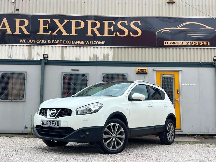 Nissan Qashqai 1.5 DCi Tekna 2WD Euro 5 5dr (AVM)