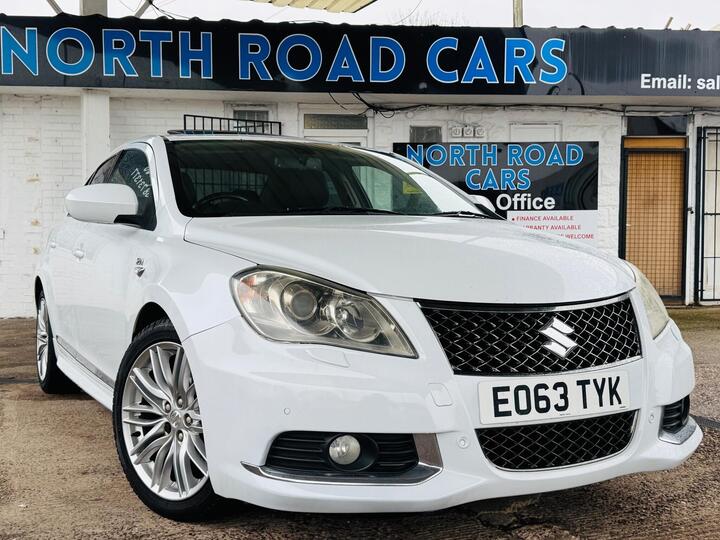 Suzuki Kizashi 2.4 16V Sport CVT 4WD Euro 5 4dr Suzuki Kizashi 2.4 16V Sport CVT 4WD Euro 5 4dr