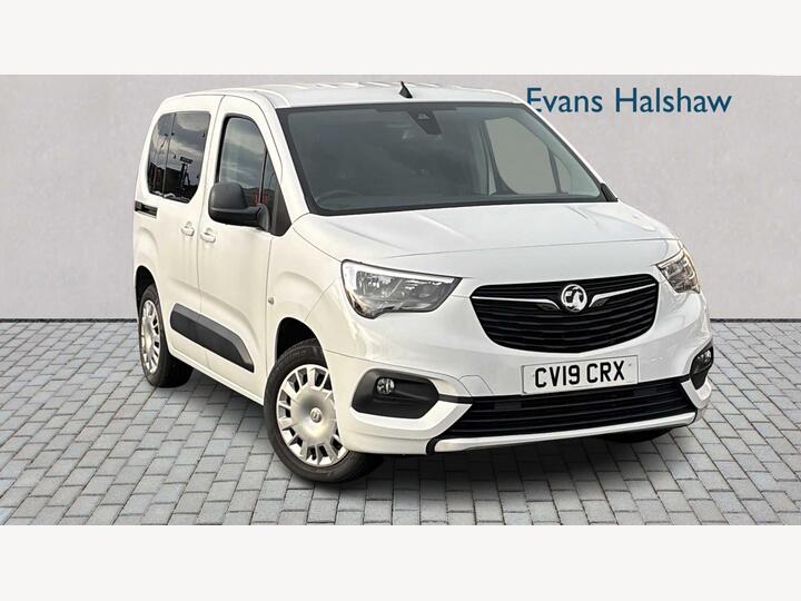 Vauxhall COMBO LIFE DIESEL ESTATE 1.5 Turbo D BlueInjection Design Auto Euro 6 (s/s) 5dr