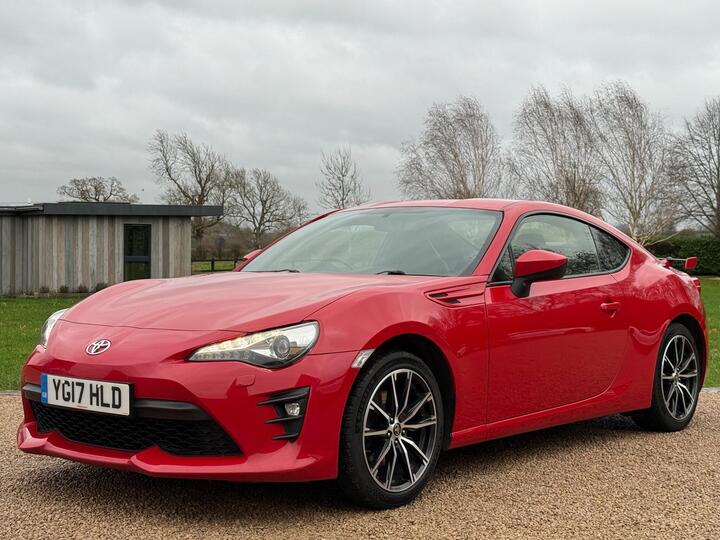 Toyota GT86 2.0 Boxer D-4S Pro Euro 6 2dr