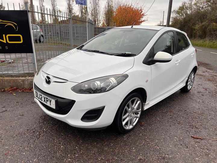 Mazda Mazda2 1.3 Tamura Euro 5 5dr Mazda Mazda2 1.3 Tamura Euro 5 5dr