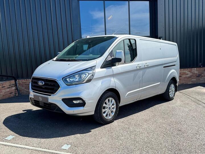 Ford Transit Custom Ford Transit Custom 300 EcoBlue Limited Panel Van 2.0 Manual Diesel