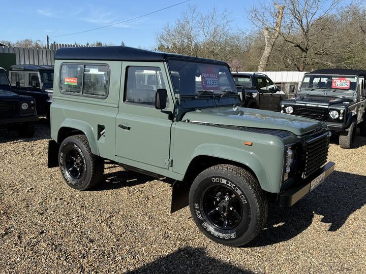 Land Rover DEFENDER 90 2.5 TDi Station Wagon SWB (7 Seats)
