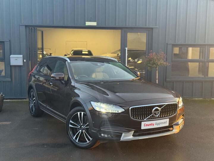 Volvo V90 Cross Country 2.0 D4 Pro Auto AWD Euro 6 (s/s) 5dr