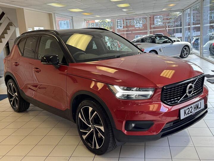 Volvo XC40 2.0 B4 MHEV R-Design Pro Auto Euro 6 (s/s) 5dr
