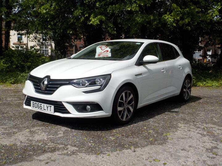 Renault Megane 1.5 DCi Dynamique S Nav Euro 6 (s/s) 5dr Renault Megane 1.5 DCi Dynamique S Nav Euro 6 (s/s) 5dr