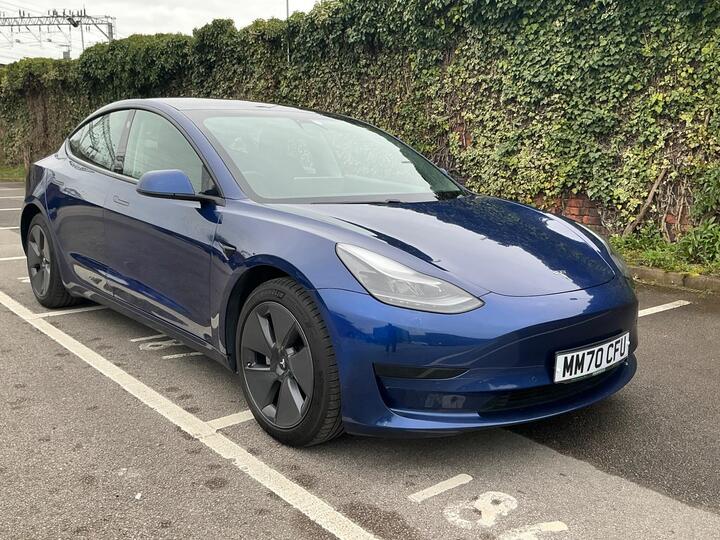 Tesla Model 3 Standard Range Plus Auto RWD 4dr