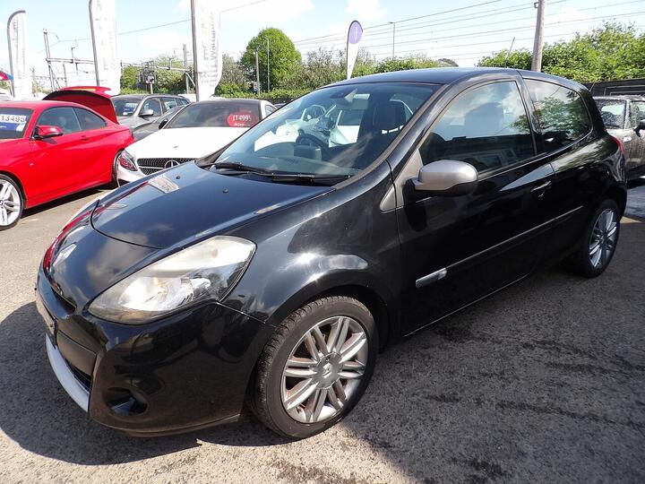 Renault Clio Dynamique Tomtom 16V Hatchback 1.1 Manual Petrol