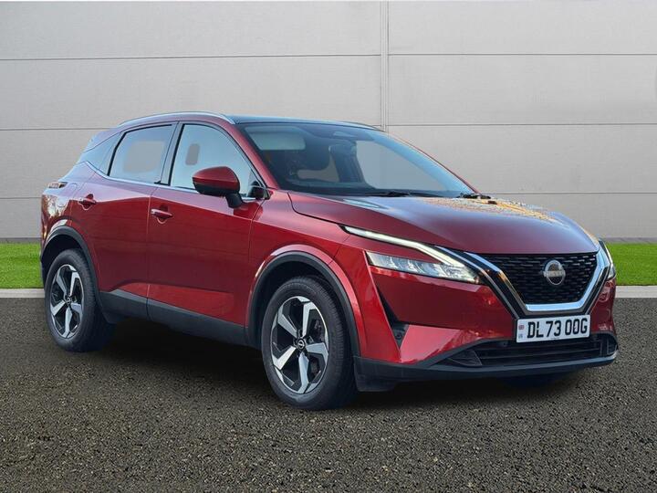 Nissan Qashqai 1.3 DIG-T MHEV N-Connecta Euro 6 (s/s) 5dr