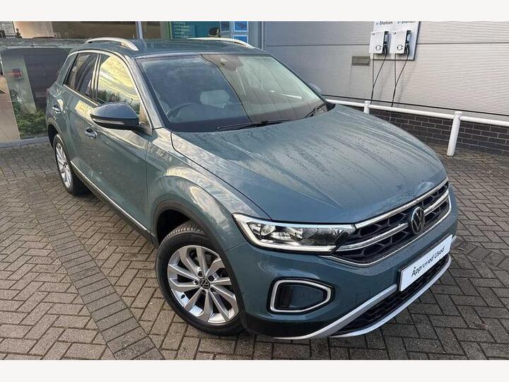Volkswagen T-roc 1.5 TSI Style DSG Euro 6 (s/s) 5dr Volkswagen T-roc 1.5 TSI Style DSG Euro 6 (s/s) 5dr