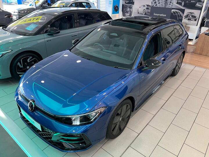 Volkswagen Passat 2.0 TSI R-Line DSG Euro 6 (s/s) 5dr