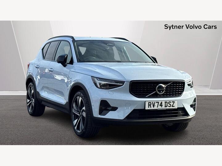Volvo XC40 2.0 B3 MHEV Ultra Dark DCT Auto Euro 6 (s/s) 5dr