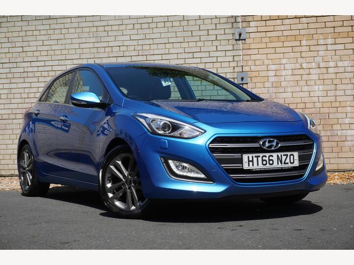 Hyundai I30 1.6 Premium Euro 6 5dr Hyundai I30 1.6 Premium Euro 6 5dr