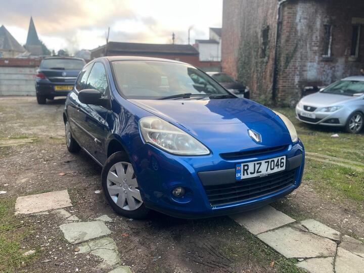 Renault Clio 1.2 16v Dynamique 3dr