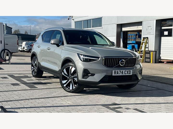 Volvo XC40 2.0 B3 MHEV Ultra Bright DCT Auto Euro 6 (s/s) 5dr