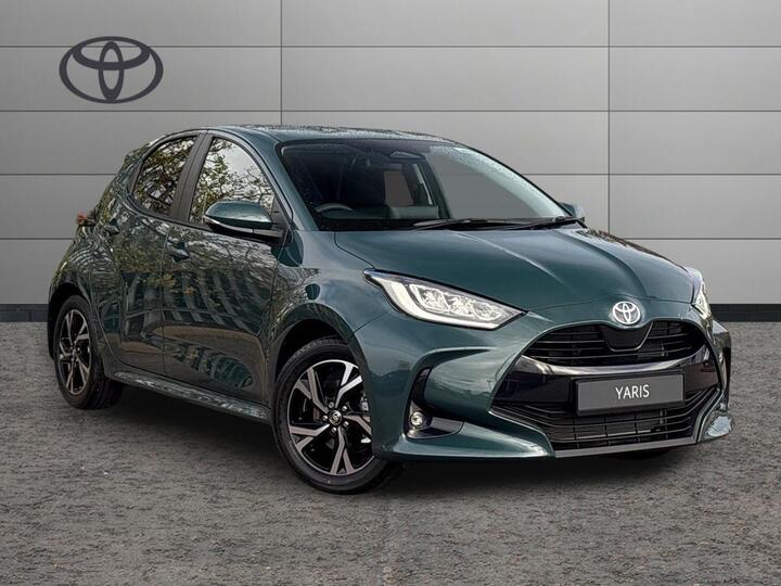 Toyota Yaris 1.5 VVT-h Design E-CVT Euro 6 (s/s) 5dr