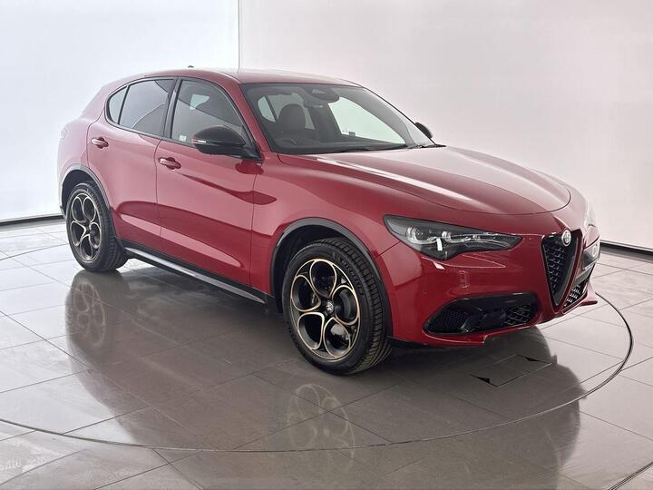 Alfa Romeo Stelvio 2.0T Intensa Auto Q4 AWD Euro 6 (s/s) 5dr