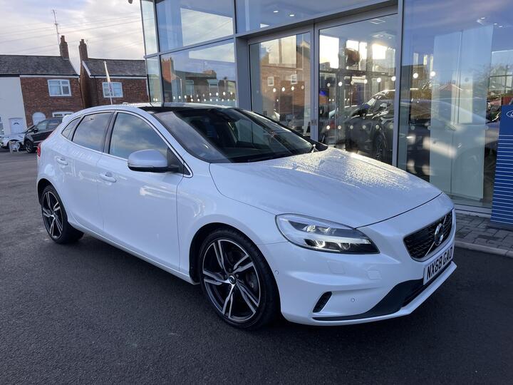 Volvo V40 1.5 T3 GPF R-Design Pro Auto Euro 6 (s/s) 5dr
