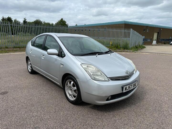 Toyota Prius 1.5 T Spirit CVT 5dr