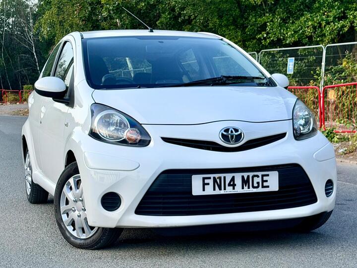 Toyota AYGO 1.0 VVT-i Move Euro 5 5dr