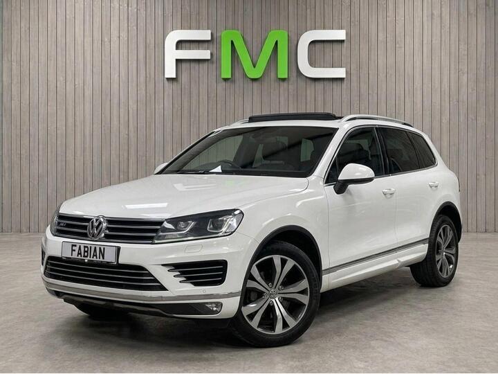 Volkswagen Touareg 3.0 TDI V6 BlueMotion Tech R-Line Tiptronic 4WD Euro 6 (s/s) 5dr