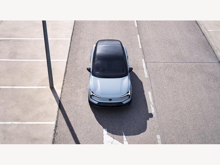Volvo EX30 Single Motor Extended Range 69kWh Ultra Auto 5dr
