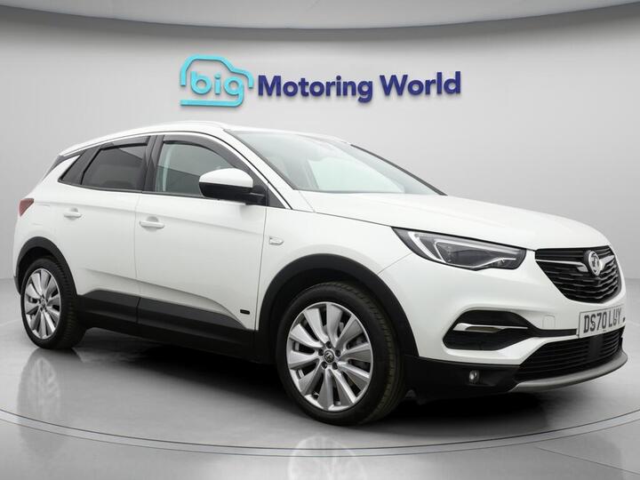 Vauxhall Grandland X 1.6 13.2kWh Elite Nav Auto 4WD Euro 6 (s/s) 5dr Hybrid4