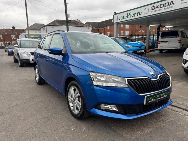 Skoda Fabia 1.0 TSI SE DSG Euro 6 (s/s) 5dr Skoda Fabia 1.0 TSI SE DSG Euro 6 (s/s) 5dr