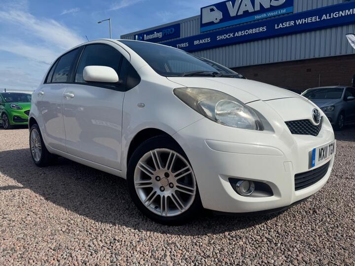 Toyota Yaris 1.33 Dual VVT-i SR Euro 5 (s/s) 5dr