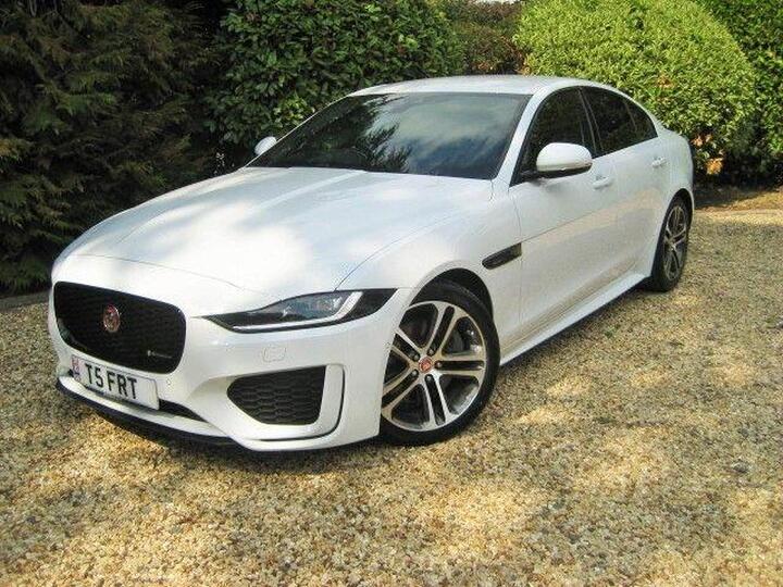 Jaguar XE 2.0 D180 R-Dynamic SE Auto Euro 6 (s/s) 4dr