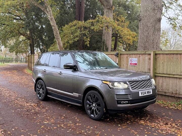 Land Rover Range Rover 3.0 TD V6 Autobiography Auto 4WD Euro 5 (s/s) 5dr Land Rover Range Rover 3.0 TD V6 Autobiography Auto 4WD Euro 5 (s/s) 5dr